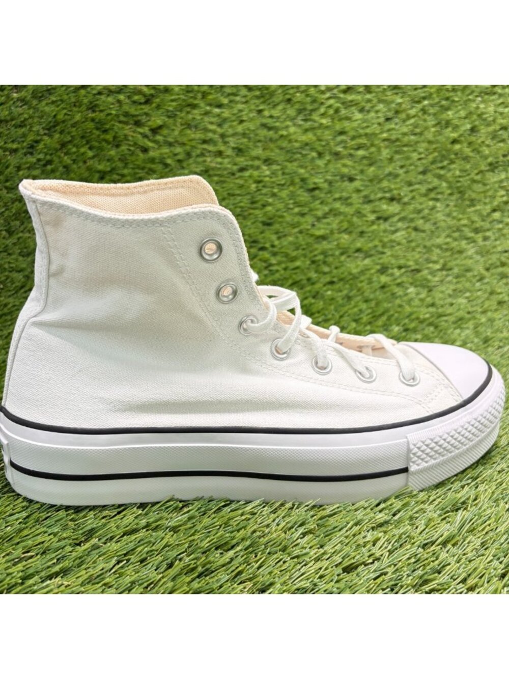 Converse Chuck Taylor All Star Hi Womens Size 9 White Athletic Shoes Sneakers